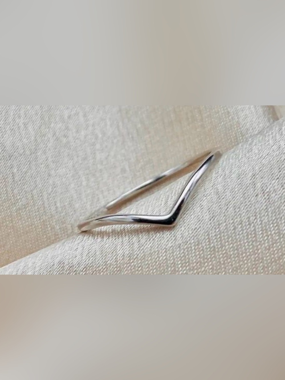 Minimalist Silver Chevron Ring